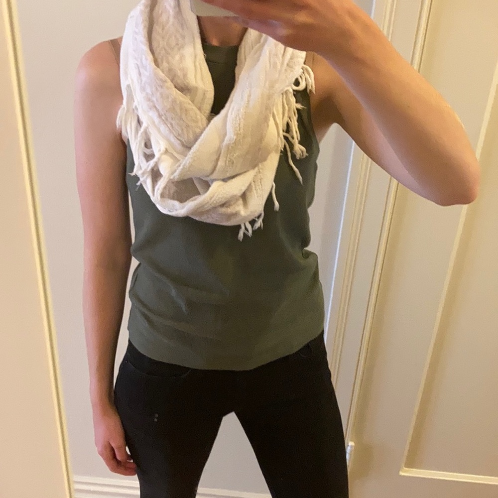 Austrian Scarf - Picture 2 of 4